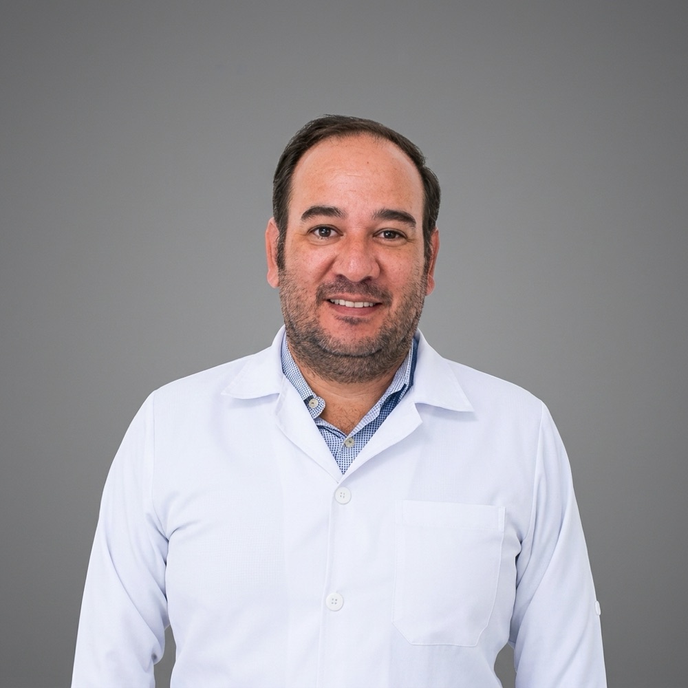 Dr. Felipe Martins